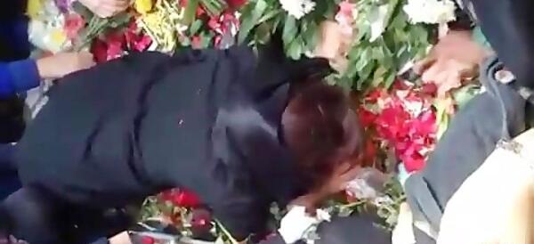 عکس قبر مرحوم مرتضی پاشایی