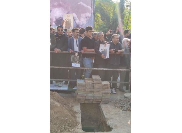 عکس قبر گلپا