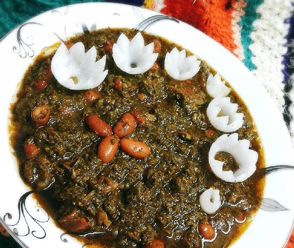 عکس خورشت قورمه سبزی با برنج