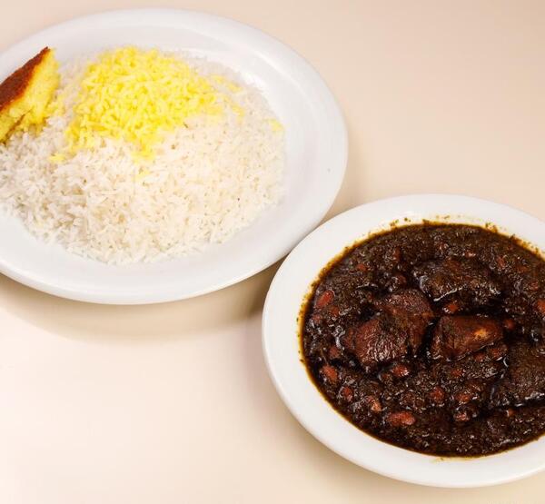 عکس خورشت قورمه سبزی با برنج