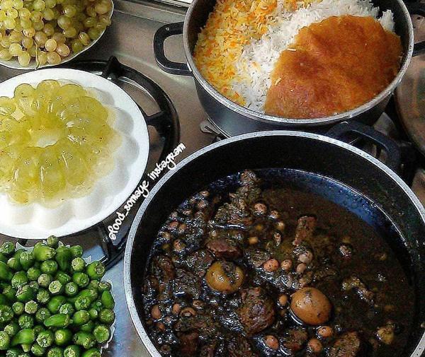 عکس خورشت قورمه سبزی با برنج