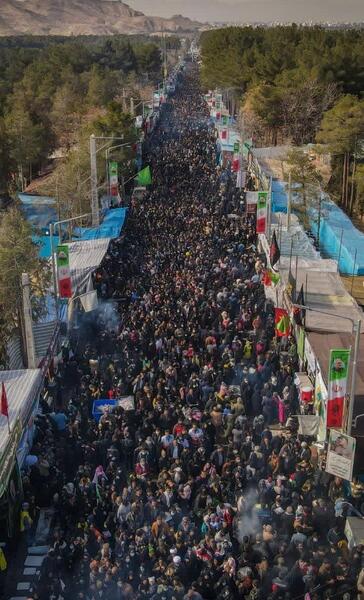عکس از قبر قاسم سلیمانی