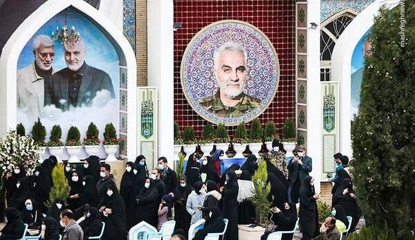عکس قبر مادر حاج قاسم سلیمانی