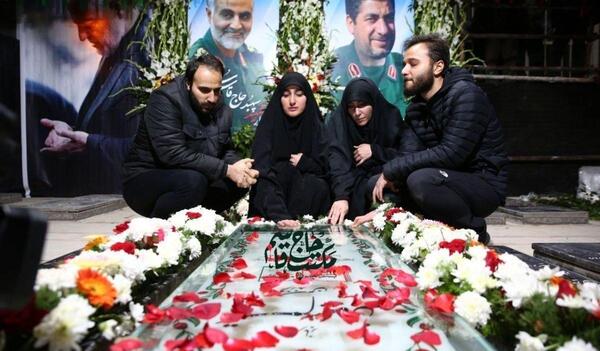 دانلود عکس قبر حاج قاسم سلیمانی