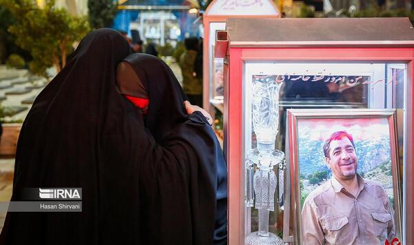 عکس سنگ قبر شهدای کرمان