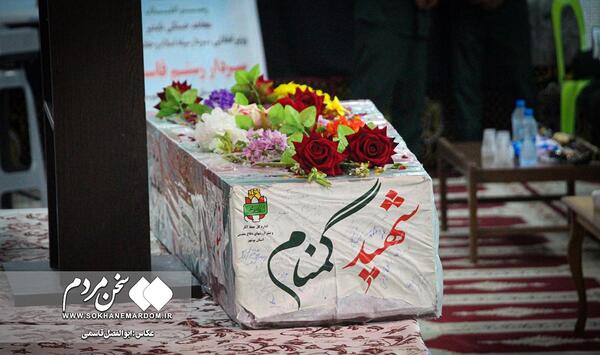 عکس قبر رستم قاسمی