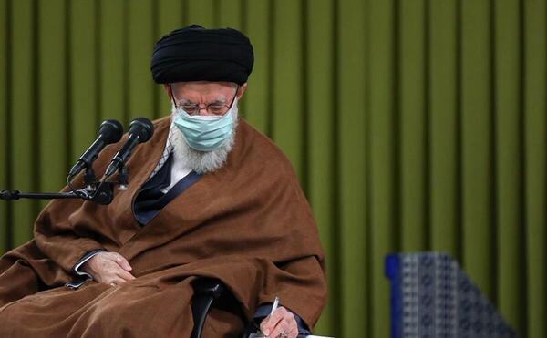 عکس سنگ قبر رستم قاسمی