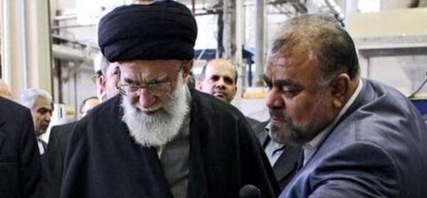 عکس سنگ قبر رستم قاسمی