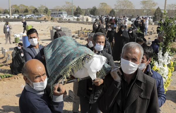عکس قبر دو طبقه در بهشت زهرا