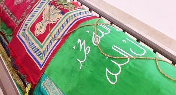 عکس سنگ قبر حضرت ادم