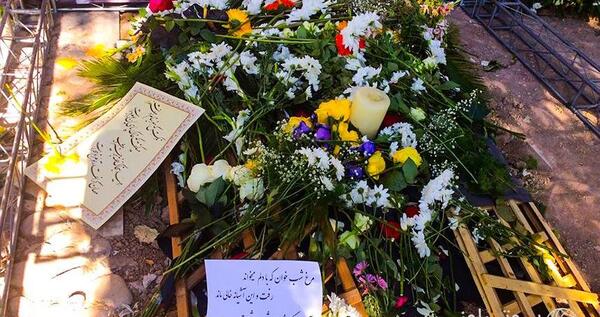عکس قبر تازه دفن شده در شب