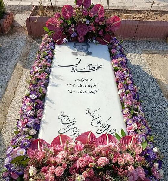 عکس قبر تازه خاک شده در شب