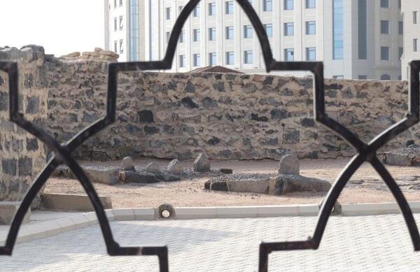 عکس قبرستان بقیع حضرت فاطمه