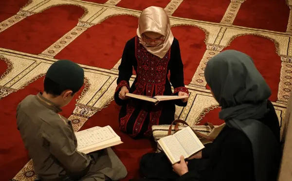 عکس از حفظ قرآن