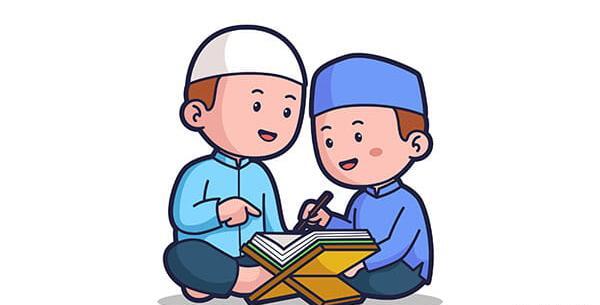 عکس کودکان در حال خواندن قران