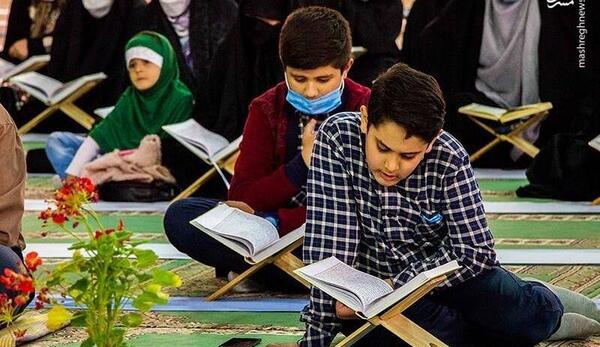 عکس جزء خوانی قرآن