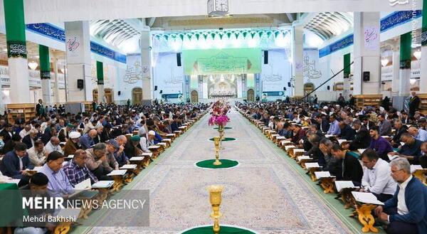 عکس ترتیل خوانی قرآن