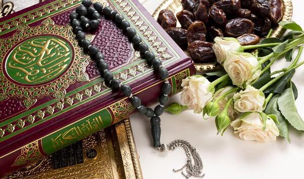 دانلود عکس قرآن و گل
