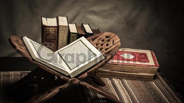 دانلود عکس قران مجید