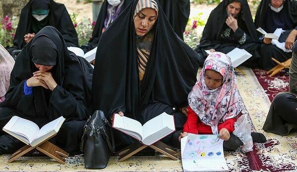 عکس از جزء خوانی قرآن