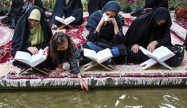 عکس از جزء خوانی قرآن