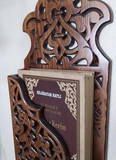 عکس رحل قران چوبی