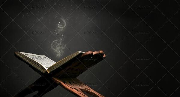عکس رحل قران چوبی