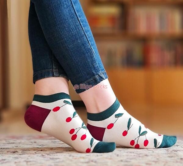 عکس جوراب فانتزی زنانه