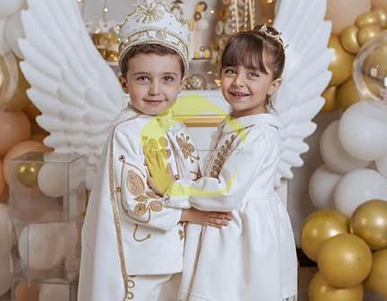عکس بچه با لباس فرشته