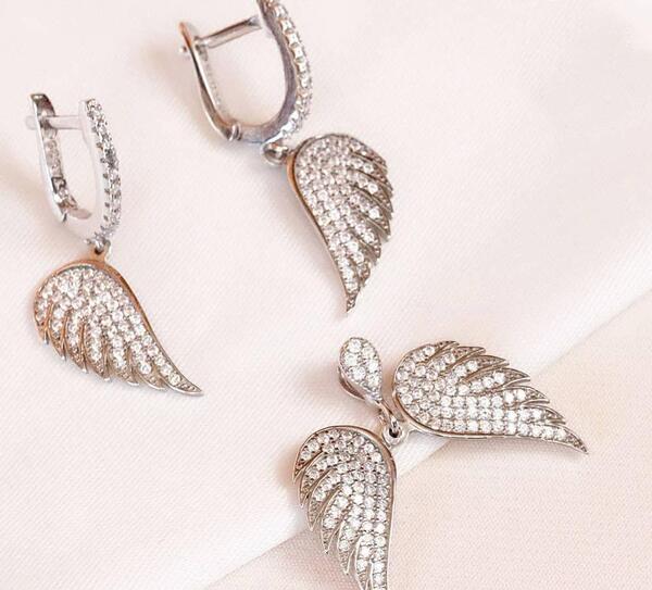 عکس گوشواره طرح فرشته