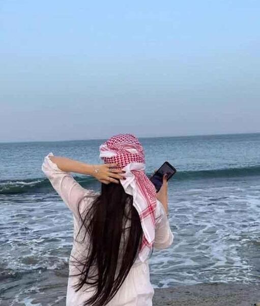 عکس فیک دخترونه واقعی از پشت