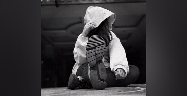 عکس فیک دخترونه خوشگل سیاه سفید