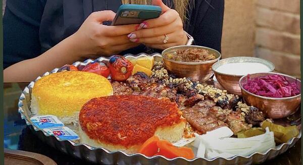 عکس غذا دونفره در رستوران