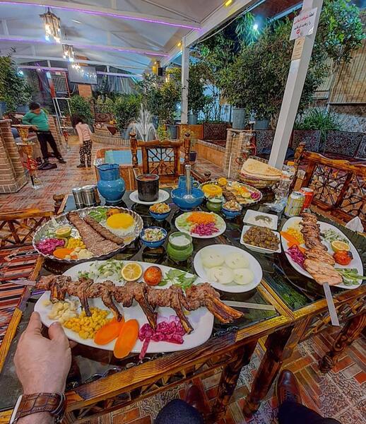 عکس غذاخوری رستوران
