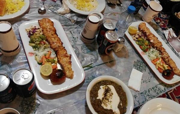 عکس غذا در رستوران دونفره