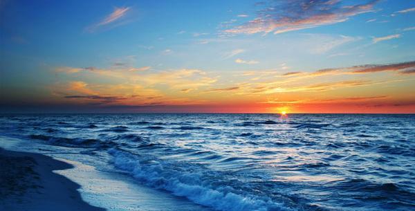 عکس دریا موقع غروب