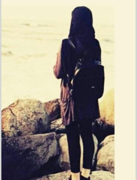 عکس فیک کنار دریا دخترونه