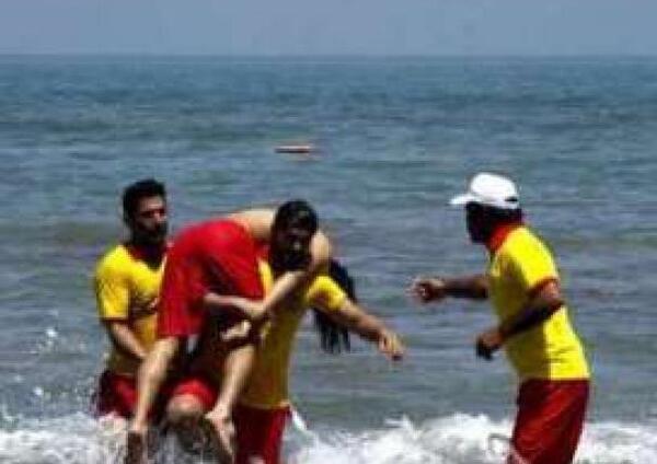 عکس غرق شدن در دریا