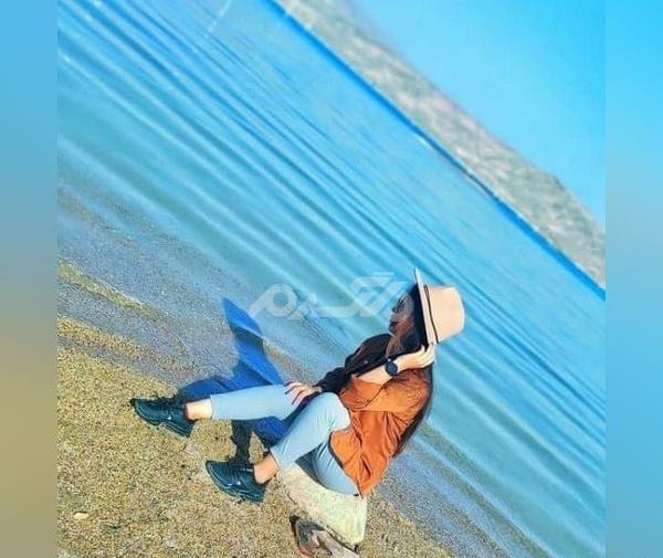 عکس فیک دخترونه طبیعی لب دریا