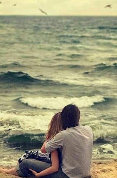 عکس پروفایل عاشقانه دونفره لب دریا