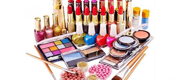 عکس وسایل های آرایشی دخترانه