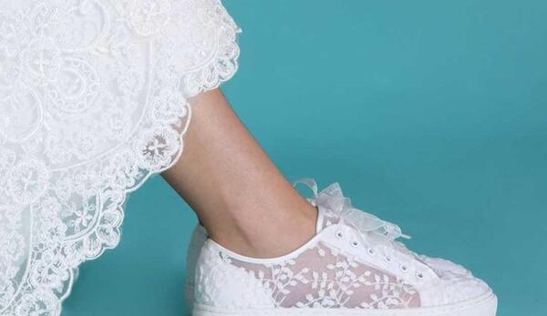 عکس کفش عروسکی عروس