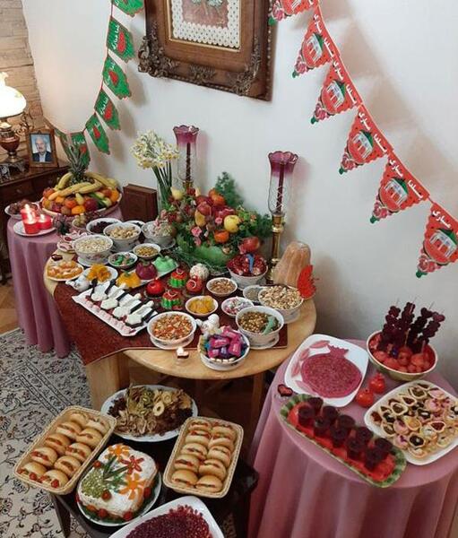 عکس تزیین سفره شب یلدا برای عروس