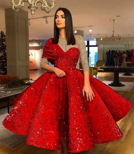 عکس لباس عروس قرمز اکلیلی