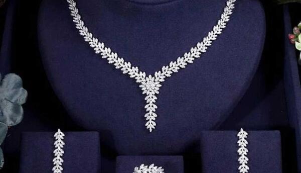 عکس طلاهای عروس