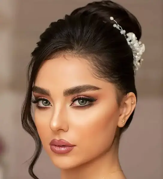 عکس آرایش عروس صورت گرد