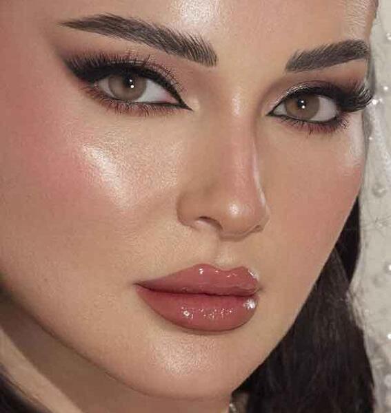 عکس آرایش عروس صورت گرد