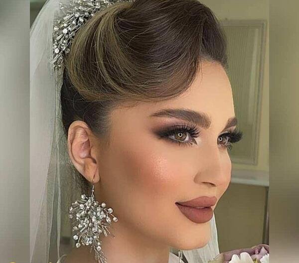 عکس آرایش عروس صورت گرد