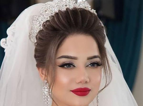 عکس عروس با صورت کشیده