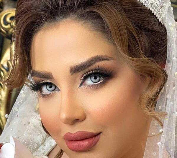 عکس لنز رنگی چشم عروس